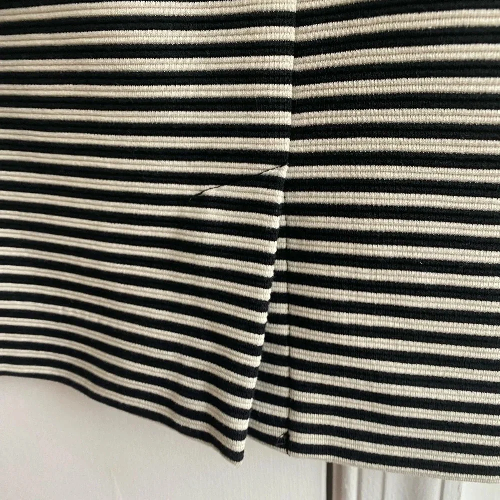 J. Jill Black White Striped Stretch Knit Pencil Skirt Size XS Petite